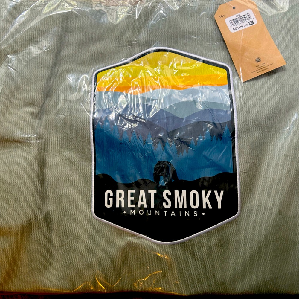 Twig and Arrow canvas tote Great Smoky Mountains- NWT